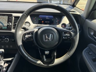 フィット(ホンダ)中古車 内外装写真他
