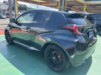 GRヤリス(トヨタ)中古車 後方