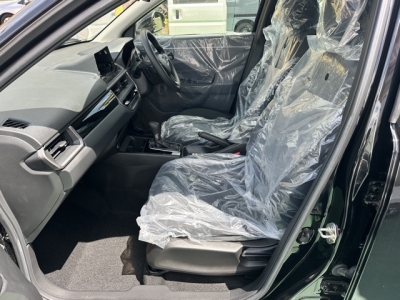 WR-V(ホンダ)登録済未使用車 前席内装