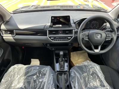 WR-V(ホンダ)登録済未使用車 内外装写真