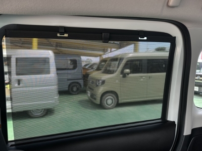 ソリオ(スズキ)中古車 後席から見た前席