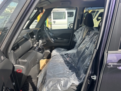 ルークス(ニッサン)中古車 前席内装