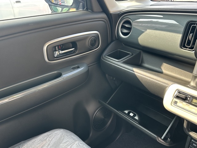 ワゴンRスマイル(スズキ)新車見本展示無 22