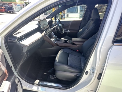 ハリアー(トヨタ)中古車 前席内装