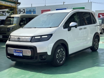 新型フリード(ホンダ)登録済未使用車 前方