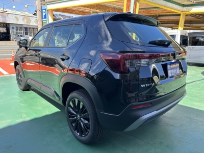 WR-V(ホンダ)登録済未使用車 後方