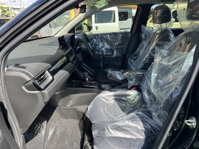 WR-V(ホンダ)登録済未使用車 前席内装