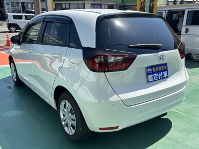 フィット(ホンダ)中古車 後方