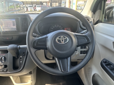 パッソ(トヨタ)中古車 内外装写真