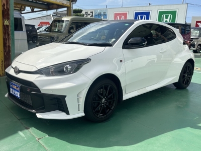 GRヤリス(トヨタ)中古車 前方