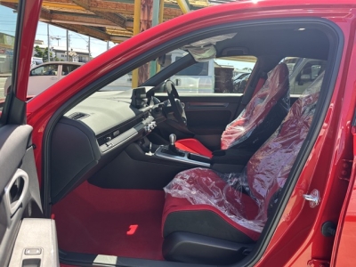 シビック(ホンダ)登録済未使用車 前席内装