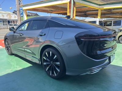 クラウンクロスオーバー(トヨタ)中古車 後方