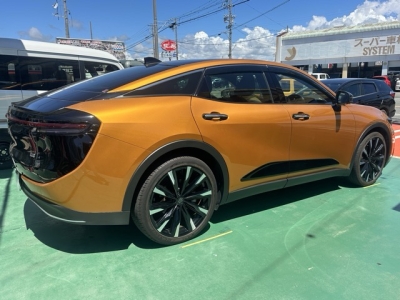 クラウンクロスオーバー(トヨタ)中古車 内外装写真他２
