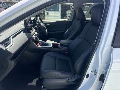 ＲＡＶ４(トヨタ)中古車 前席内装