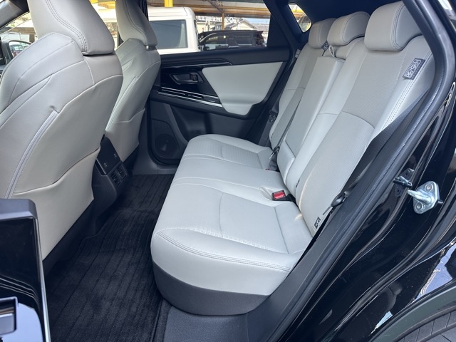 bZ4X(トヨタ)中古車 4