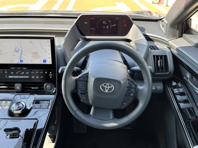 bZ4X(トヨタ)中古車 内外装写真