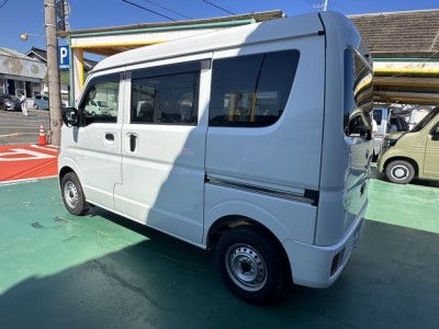エブリイバンのOEM(スズキ)中古車 後方