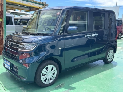 タント(ダイハツ)届出済未使用車 前方