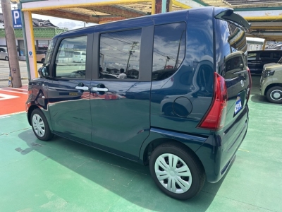 タント(ダイハツ)届出済未使用車 後方