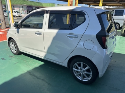 ミライース(ダイハツ)中古車 後方