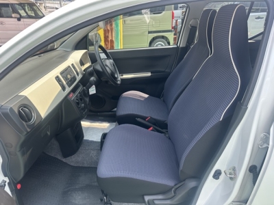 アルト(スズキ)中古車 前席内装