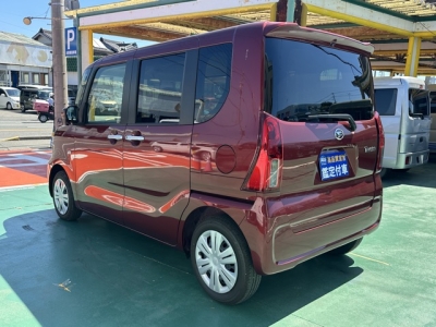タント(ダイハツ)届出済未使用車 後方