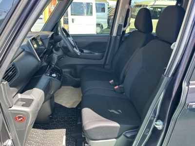 新型ルークス(ニッサン)中古車 前席内装