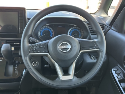 新型ルークス(ニッサン)中古車 内外装写真他１