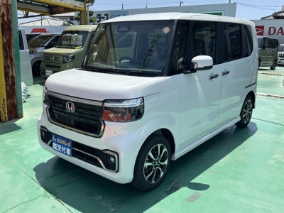 新型N-BOX(ホンダ)届出済未使用車 前方