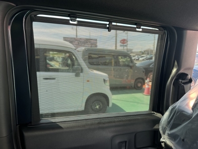 新型N-BOX(ホンダ)届出済未使用車 内外装写真他