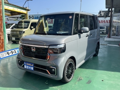 新型N-BOX(ホンダ)届出済未使用車 前方