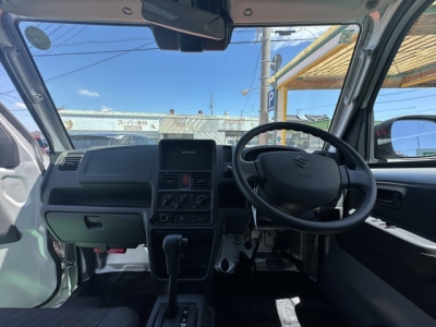 キャリートラック(スズキ)中古車 後席内装