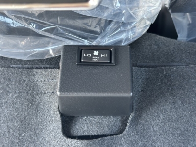 キャンター(三菱)登録済未使用車 内外装写真他