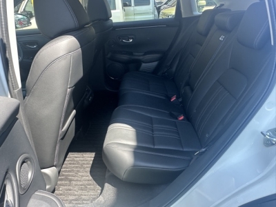 ZR-V(ホンダ)中古車 後席内装