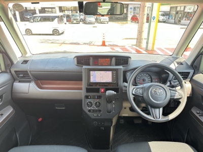 ルーミー(トヨタ)中古車 内外装写真