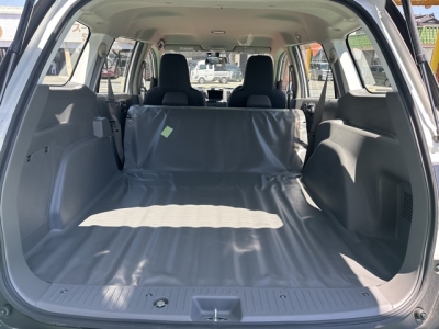AD(ニッサン)中古車 内外装写真他２