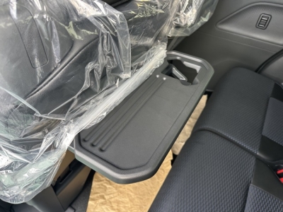 タントカスタム(ダイハツ)届出済未使用車 内外装写真他２