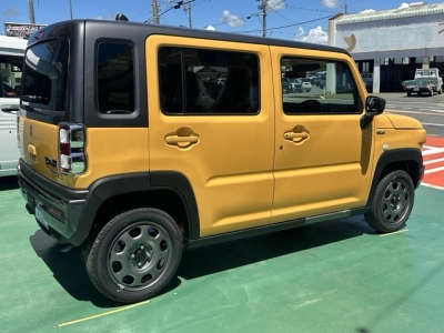ハスラー(ダムド)届出済未使用車 内外装写真他２