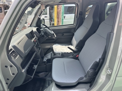 キャリートラック(スズキ)中古車 前席内装