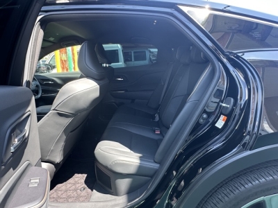 クラウンクロスオーバー(トヨタ)中古車 後席内装