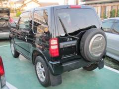 パジェロミニ(三菱)中古車 後方