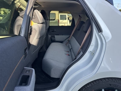 HONDA e(ホンダ)中古車 後席内装