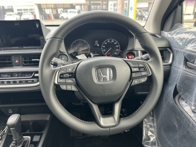 WR-V(ホンダ)登録済未使用車 内外装写真