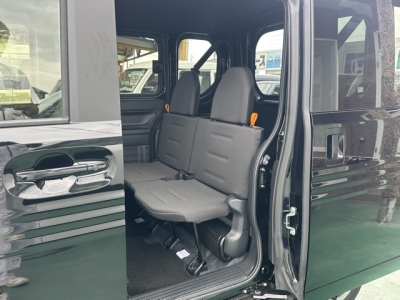 N-VAN(ホンダ)中古車 後席内装