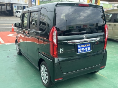 N-BOX(ホンダ)中古車 後方