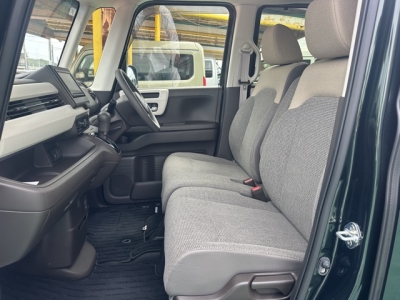 N-BOX(ホンダ)中古車 前席内装