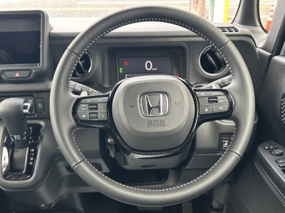 新型N-BOX(ホンダ)ディーラ-試乗車 内外装写真