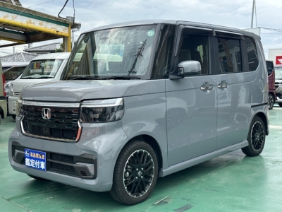 新型N-BOX(ホンダ)中古車 前方