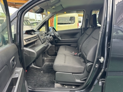 ワゴンR(スズキ)中古車 前席内装