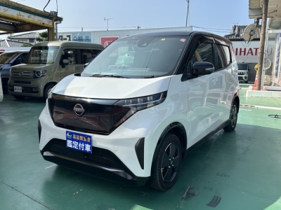 サクラ(ニッサン)中古車 前方